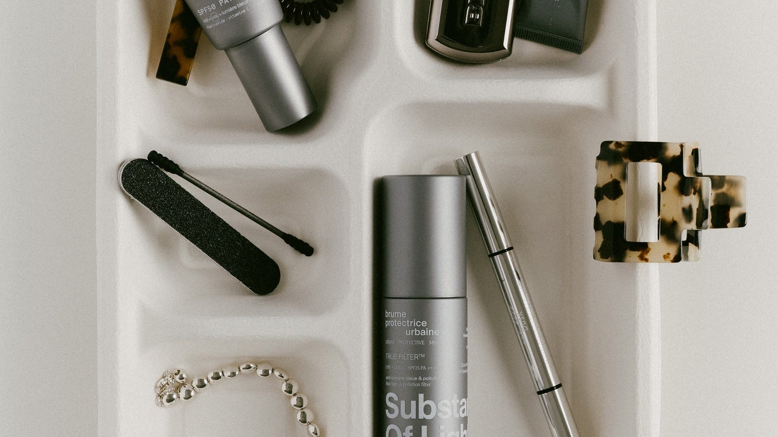Puis-je combiner la crème solaire avec d'autres produits de soins de la peau ?